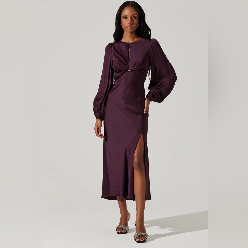 ASTR the Label - NWOT Elegant Purple Long Sleeve Dress (Size XL) (Lot 9 Item 06)
